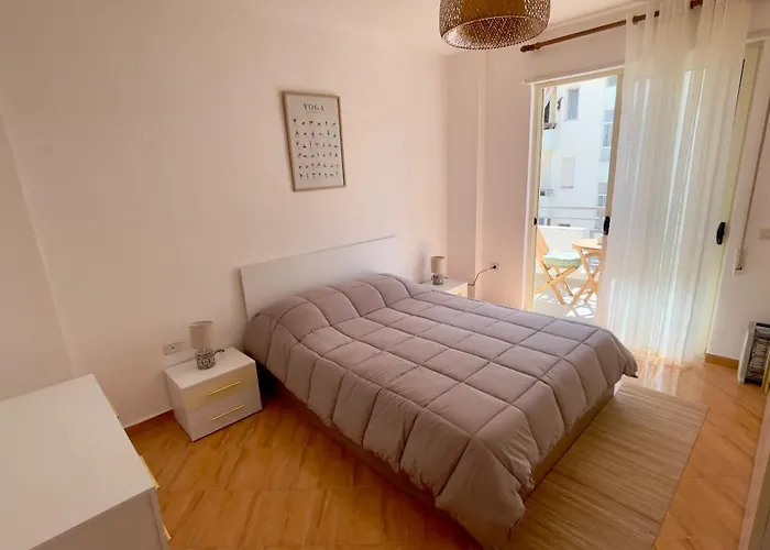 Adriatic Bliss In Apartamento Golem (Tirana)